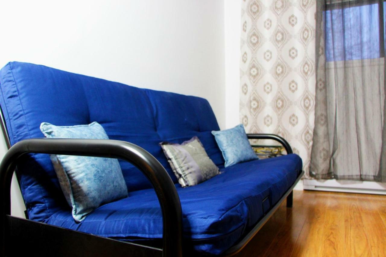 Private Comfy Apartment In Montreal Luaran gambar
